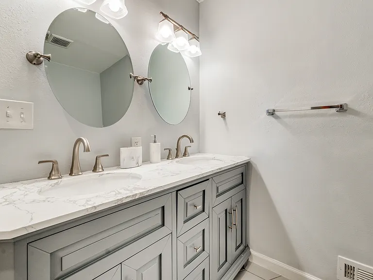 5221 Elkridge Dr — Photo 31