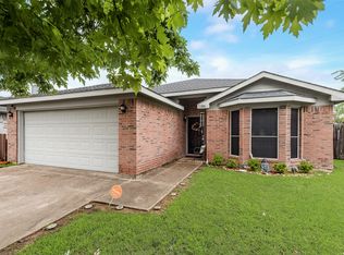 1186 Rusticwood Ct, Fort Worth, TX 76140