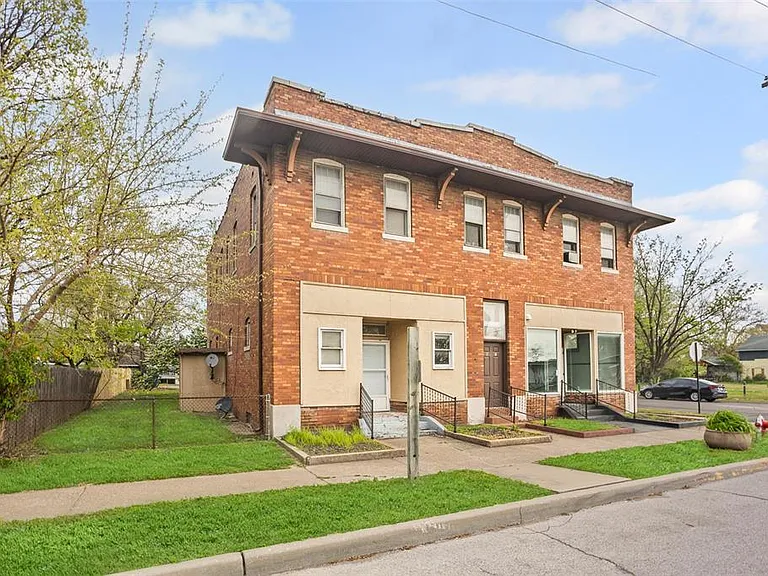 821 Niedringhaus Ave #A — Photo 4
