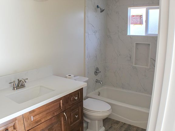 4th image of 13177 Phillippi Ave