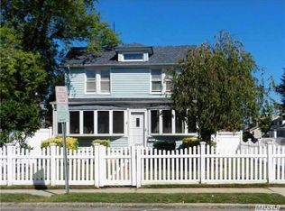 843 Seaman Ave E, Baldwin, NY 11510