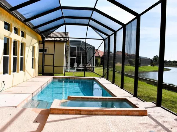 895 SW Grand Reserves Blvd, Port Saint Lucie, FL 34986