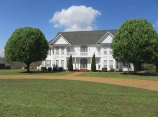 290 Fullen Ln, Savannah, TN 38372