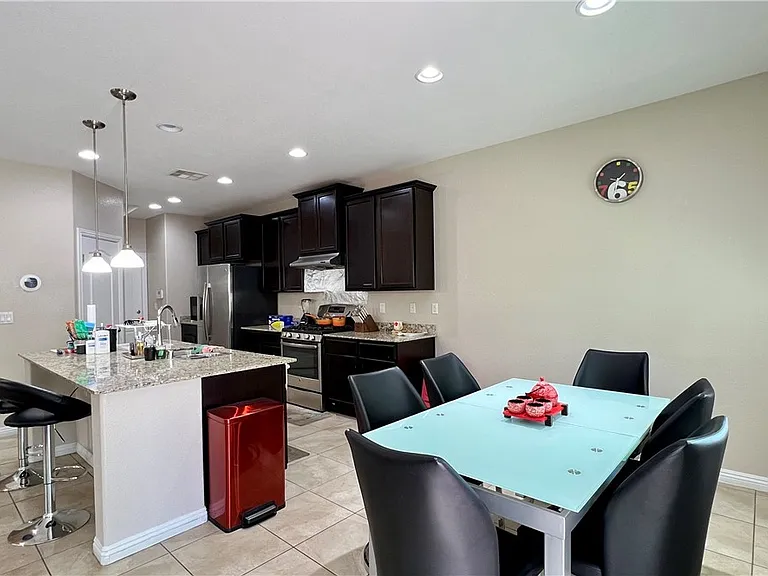 2853 Glass Vine Ct — Photo 6