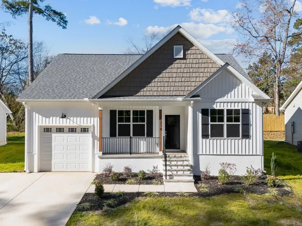 216 E College St, Franklinton, NC 27525