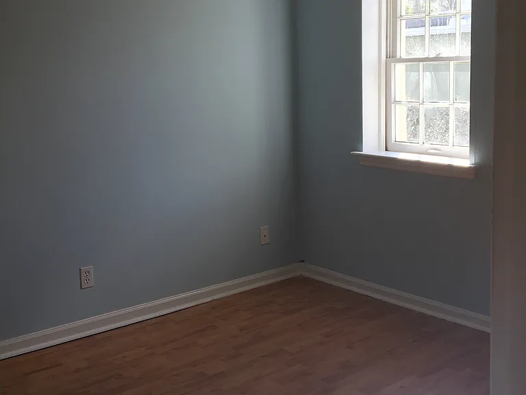 509 E Perry St — Photo 8