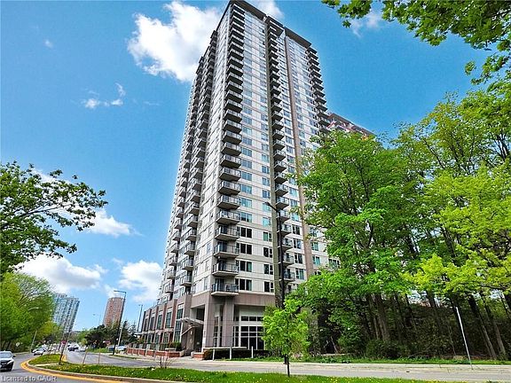 3rd image of 190 Borough Dr #709
