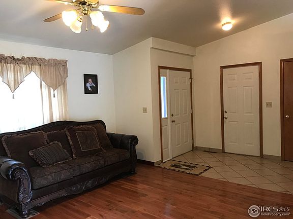 4th image of 3806 Belmont Ave