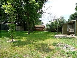5th image of 3610 Oak Forest Dr