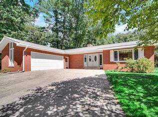 318 Garden Trl, Pottawattamie Park, IN 46360