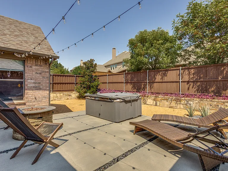 1204 Thimbleberry Dr — Photo 16