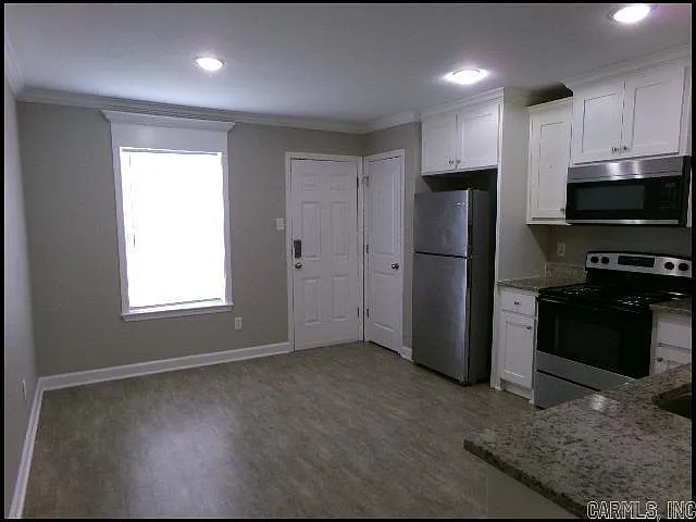 209 Sparrow Rd — Photo 5
