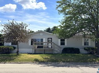 120 W 4th Ave, Miller, SD 57362