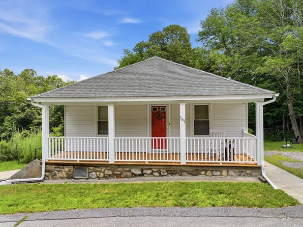 161 Boyd St, Leicester, MA 01524