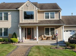 5 Bryce Canyon Rd, Howell, NJ 07731