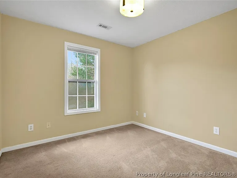 75 Countess Ct — Photo 22