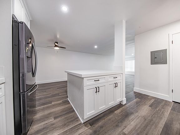 4th image of 1115 14th St #102
