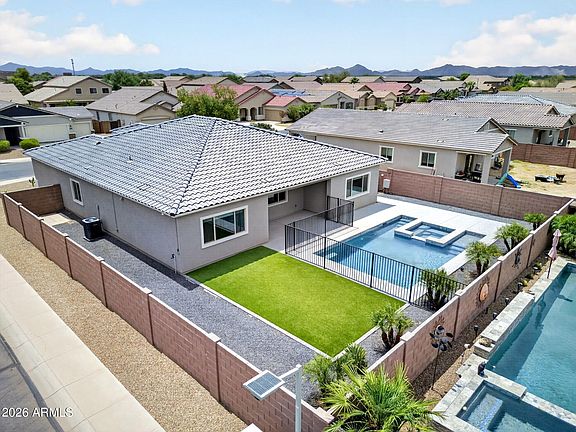 3rd image of 45974 W KELLER Drive
