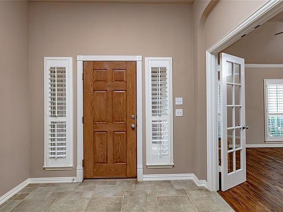 4th image of 10613 Grayhawk Ln