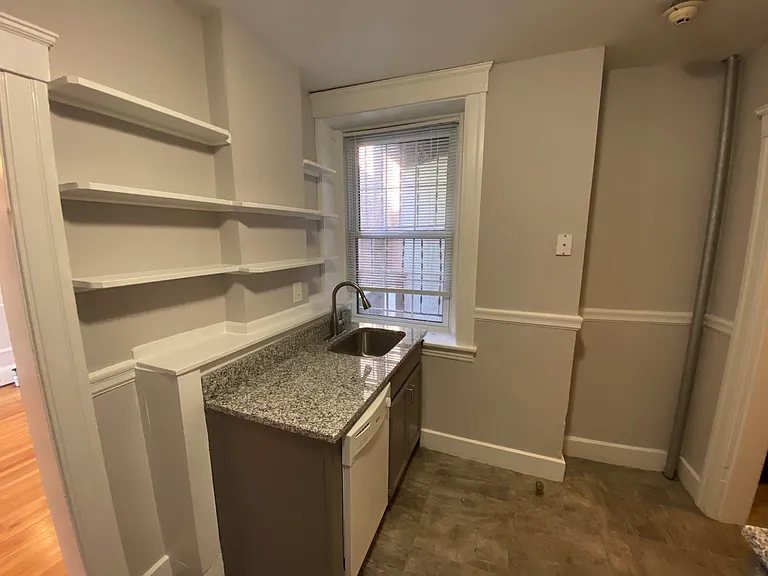 7 Harvard St — Photo 8