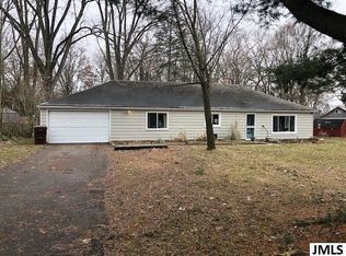 5504 Ackerson Lake Rd, Jackson, MI 49201