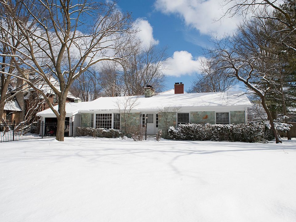 1st image of 600 N Oak Park Ave