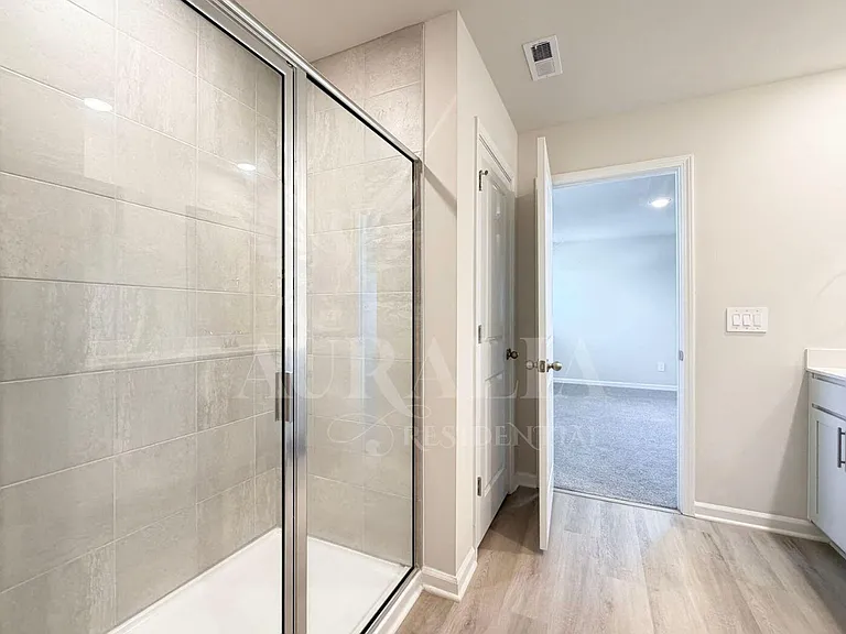 645 Red River Dr — Photo 35