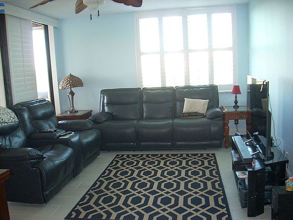 4th image of 600 Egret Cir APT 7405