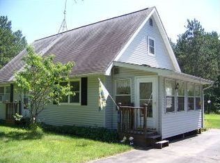 W7735 Trellis Rd, Middle Inlet, WI 54114