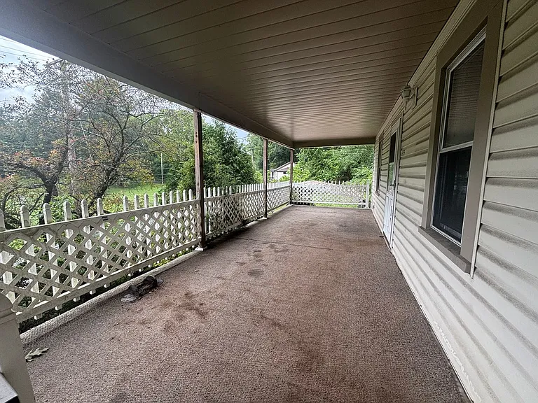655 Beatty Rd — Photo 7