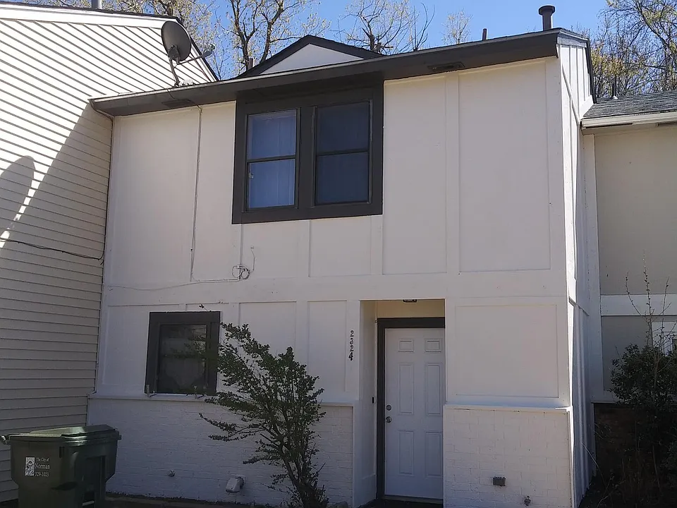 2324 Heatherfield Ln