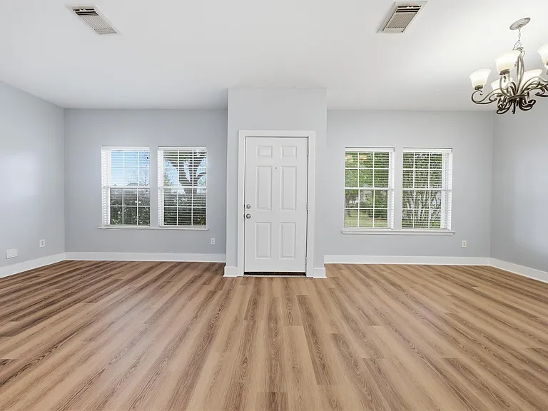 1613 Palcio Real Dr — Photo 2