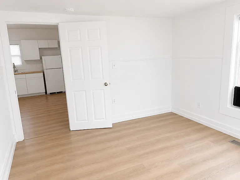 122 N 22nd St #1 — Photo 8