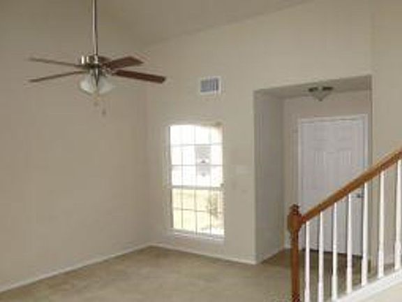 5th image of 4904 Bayer Hollow Dr