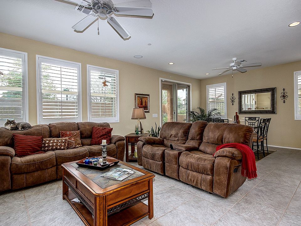 1st image of 4709 E Betty Elyse Ln