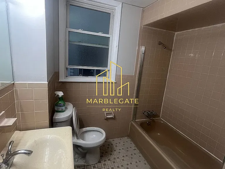 69 Farley Ave #11 — Photo 11