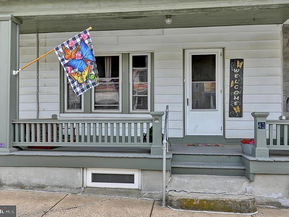 2nd image of 43 E Walnut St