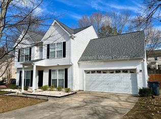 213 Piney Woods Ln, Apex, NC 27502