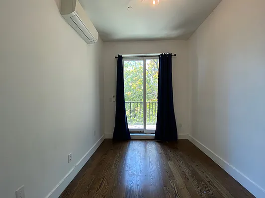 Rented by Union Square Property Management | media 44