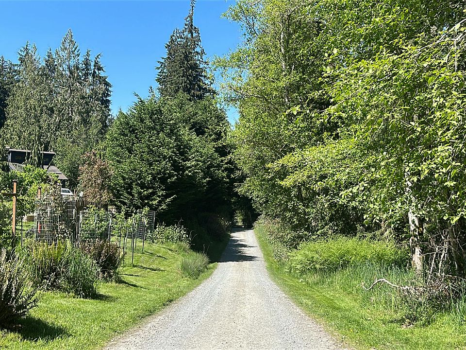 2nd image of 4693 Evenstar Ln