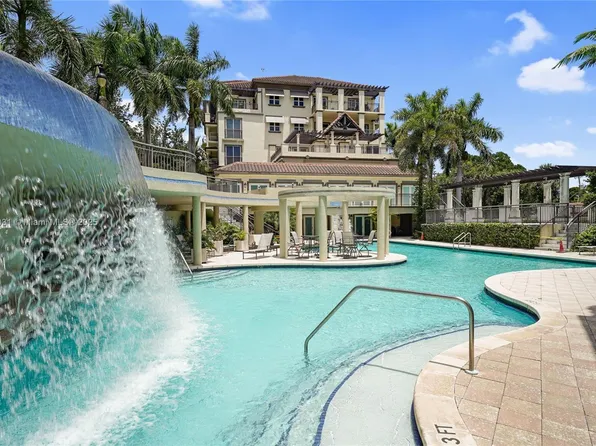 2633 NE 14th Ave APT 110, Wilton Manors, FL 33334