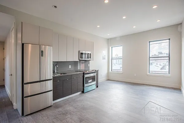 Rented by Ideal Properties Group | media 15