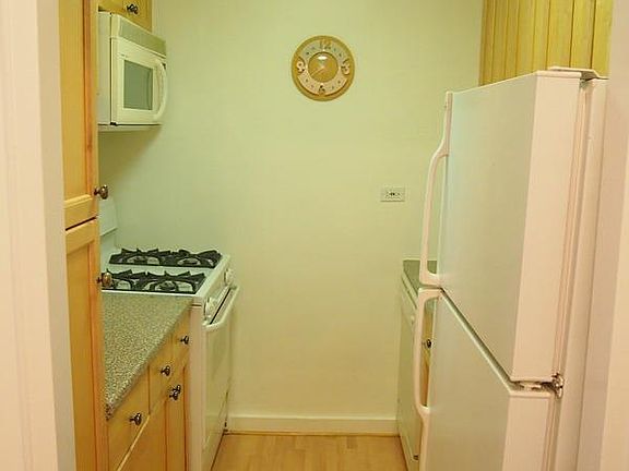 2nd image of 345 W 58th St APT 14-J