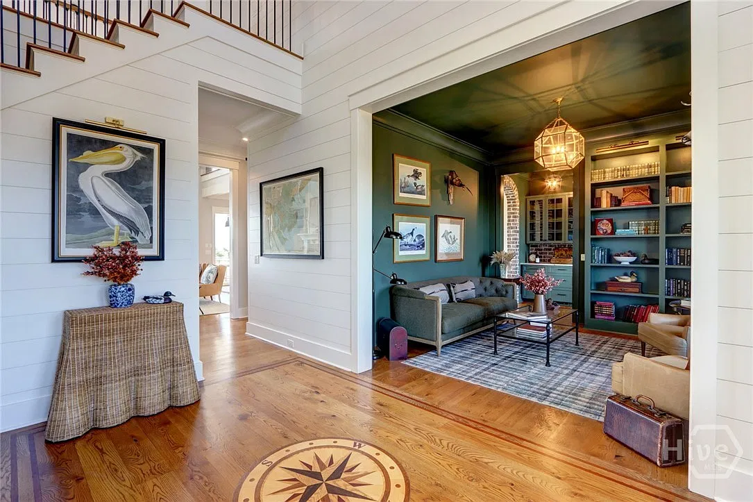 5 bed, 5.0 bath, 5415 sqft, $17,500 — Photo 4