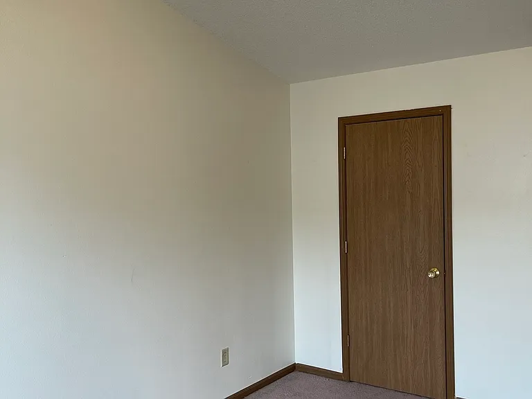 500 S Gilbert St #1S — Photo 17