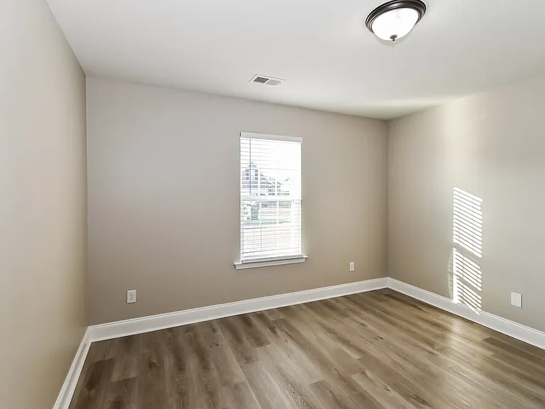 3677 Dorrie Cir — Photo 14