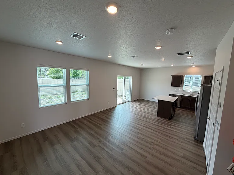 3619 S Blake Ln — Photo 4