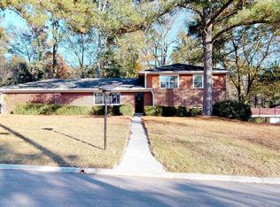 660 Riverhill Dr, Athens, GA 30606