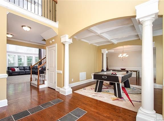 4th image of 3019 Stanbury Dr