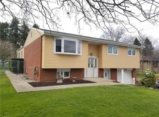 14071 Ridge Rd, North Huntingdon, PA 15642